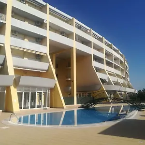 https://rua-coronel-cardeira-da-silva.hotelaalgarve.com